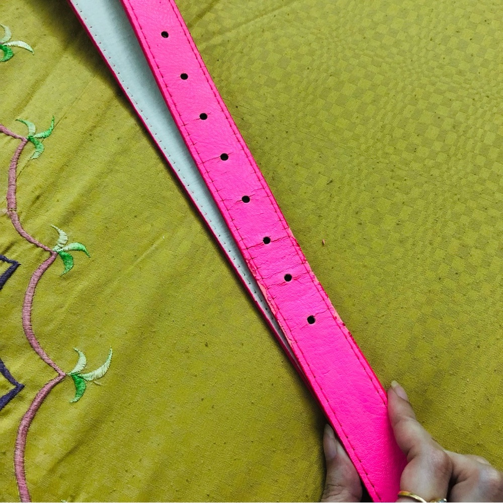 Neon pink belt - Picture 4 of 5